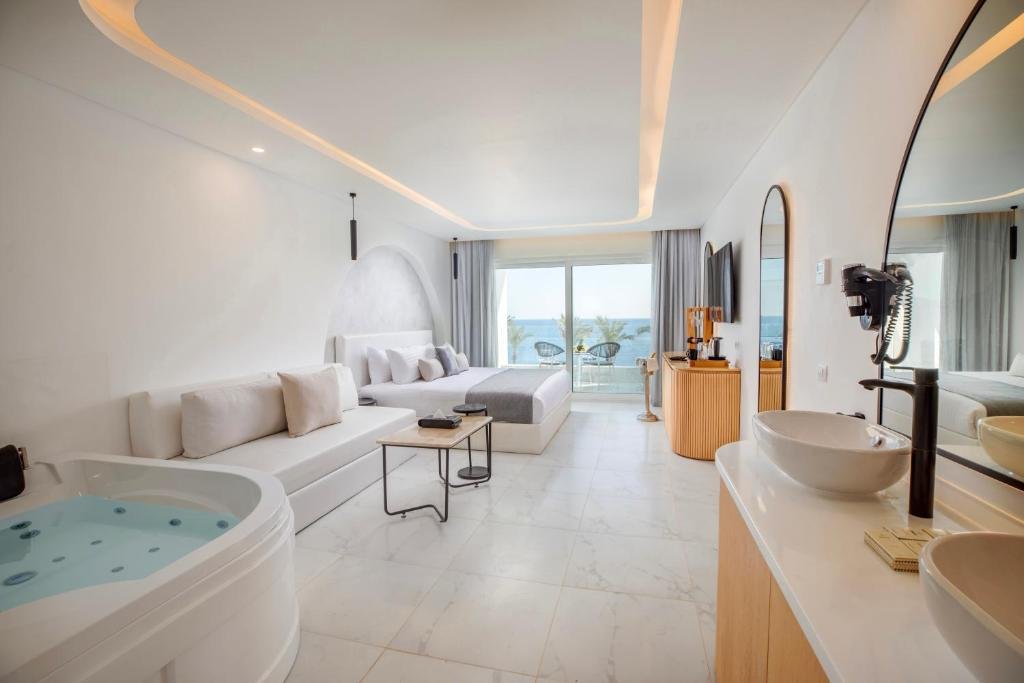 White Hills Resort