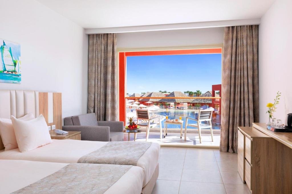 Pickalbatros Laguna Vista 👪Deluxe Bungalow with Pool View