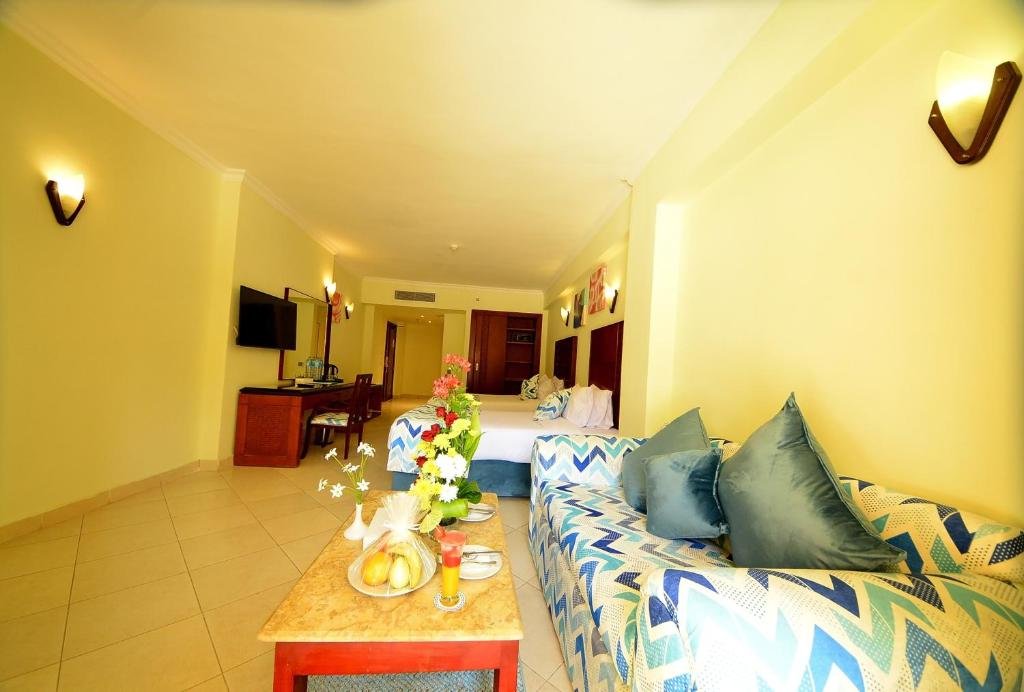 Sea Beach Edge By Rotana Standard Triple Room - For Egyptians and Residents Only