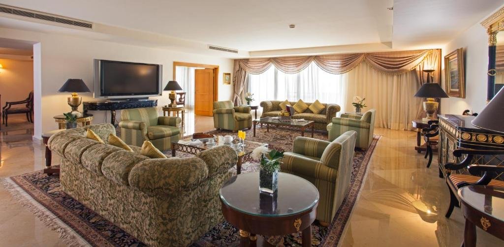 Golf Beach Deluxe 5-bedroom villa with private pool