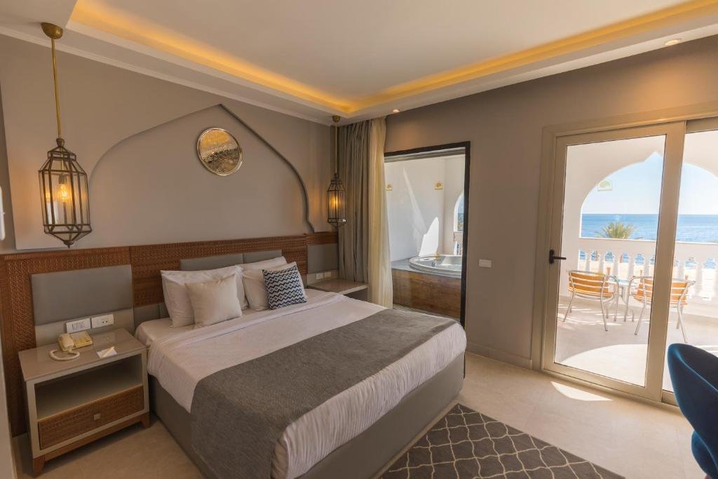 Rixos Radamis Sharm El Sheikh - Superior Room Tirana King 👨‍👩‍👦 - $505