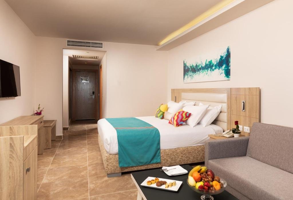 Pickalbatros Palace Sharm "Aqua Park"- All inclusive - Deluxe Garden View 👤👤 - $192