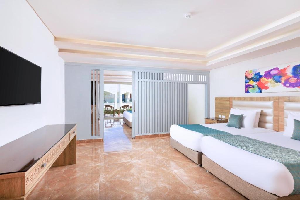 Pickalbatros Palace Sharm "Aqua Park"- All inclusive - Triple Room 👨‍👩‍👦 - $314