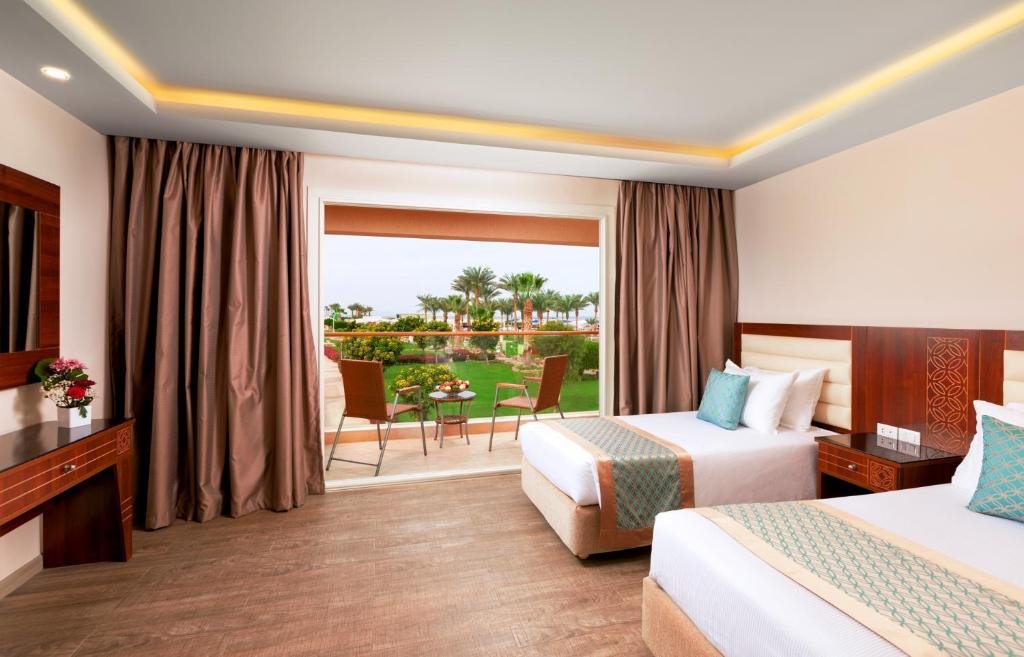 Pickalbatros Royal Moderna Sharm - Special Offer Triple Room 👨‍👩‍👦 - $238