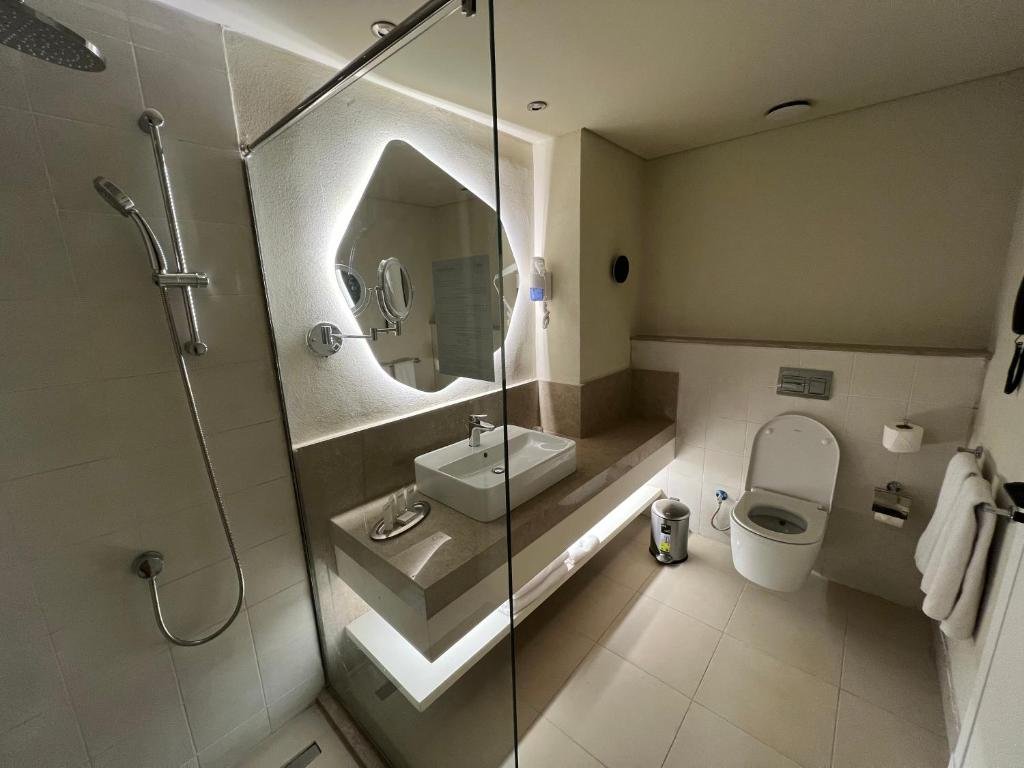 Naama Bay Promenade Beach Resort - Superior King Room with Pool View - Beach Side