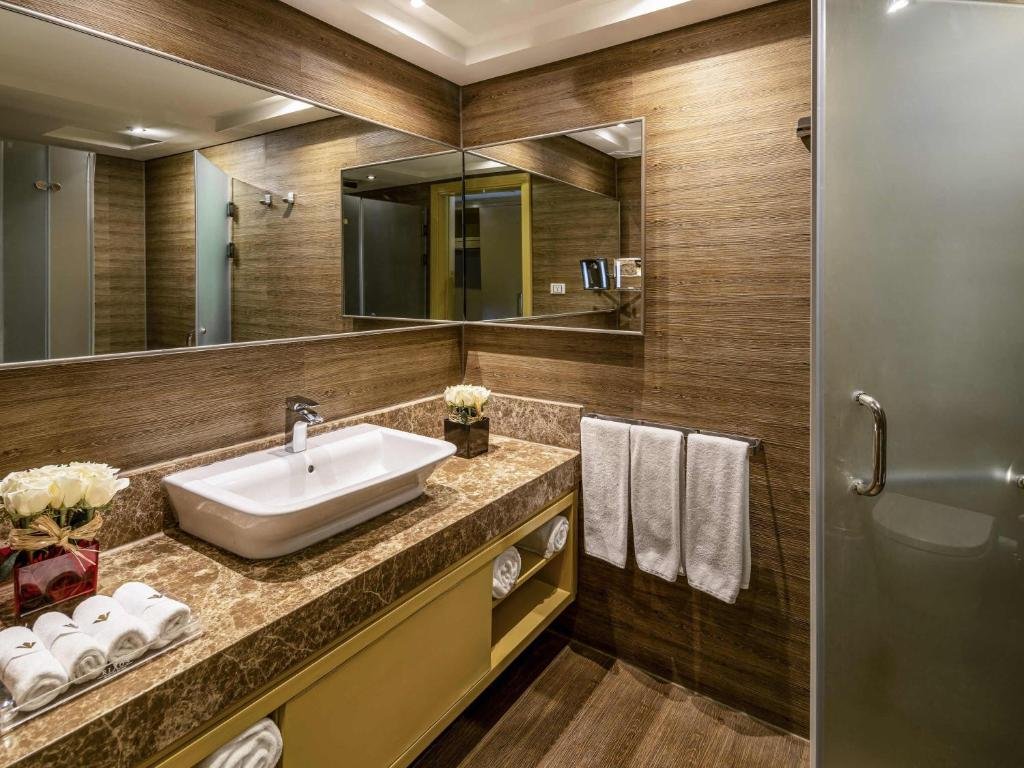 Rixos Premium Seagate - Deluxe Room King Bed2 adults