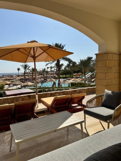 Amphoras Beach - Superior Pool View Room 2 Adults 1 child