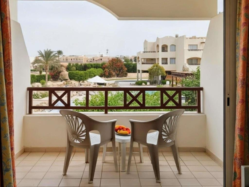 Naama Bay Promenade Beach Resort - Standard Twin Room with Garden View - Mountain Side