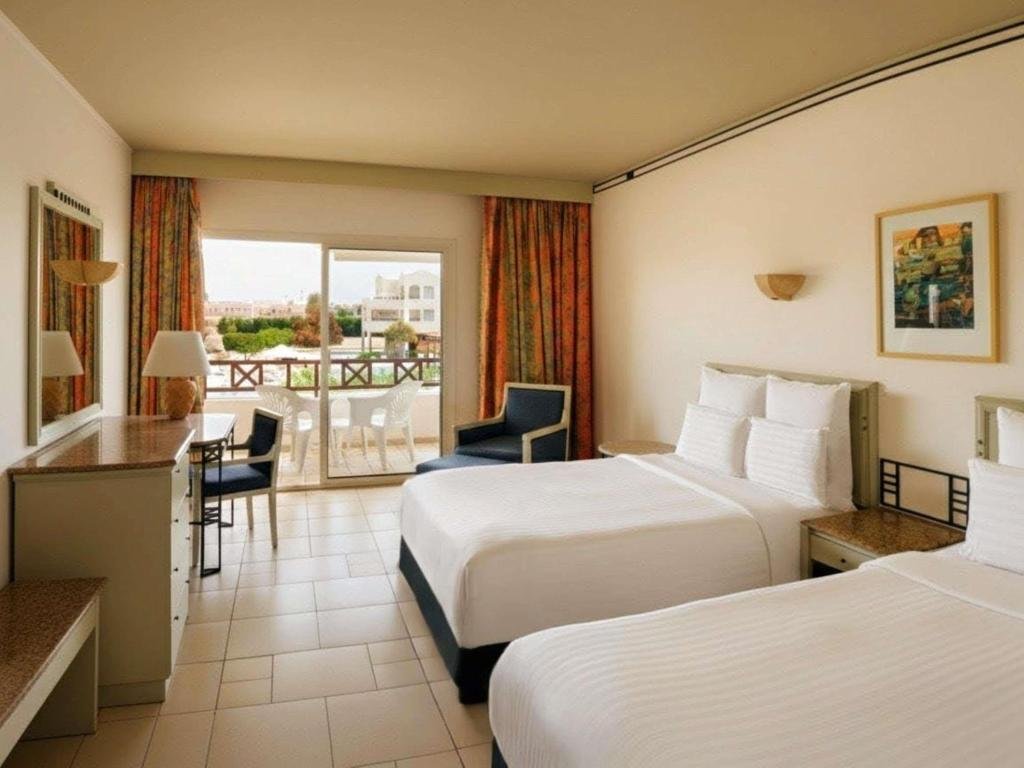 Naama Bay Promenade Beach Resort - Standard Twin Room with Garden View - Mountain Side