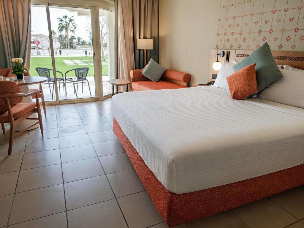 Naama Bay Promenade Beach Resort - Superior Twin Room with Garden View and Beach Side