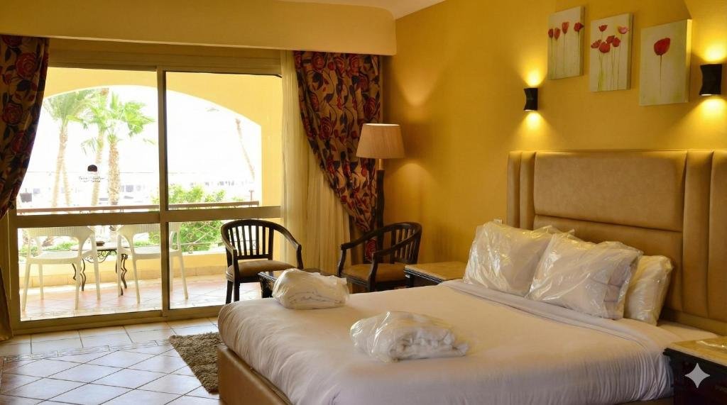 Regency Plaza Aqua Park & Spa Resort - Standard Double Room with Garden View 👤👤 - $630
